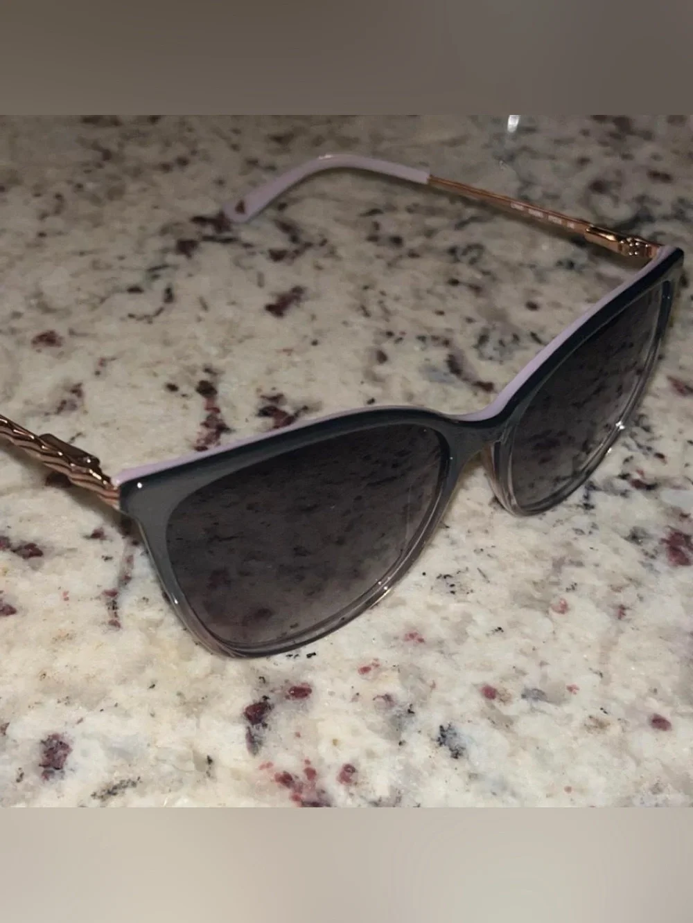 New Liz Claiborne Cat Eye Sunglasses with box with cloth